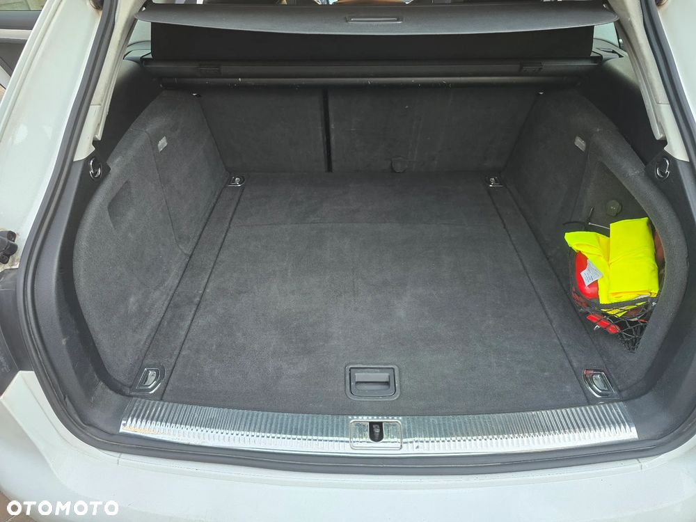 Audi A4 Avant - 11
