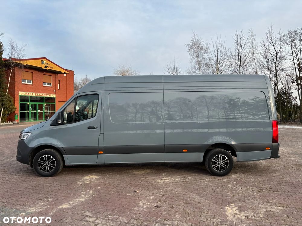 Mercedes-Benz Sprinter - 15