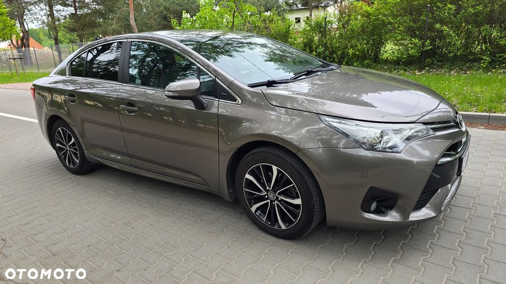 Toyota Avensis 1.8 Prestige MS - 9