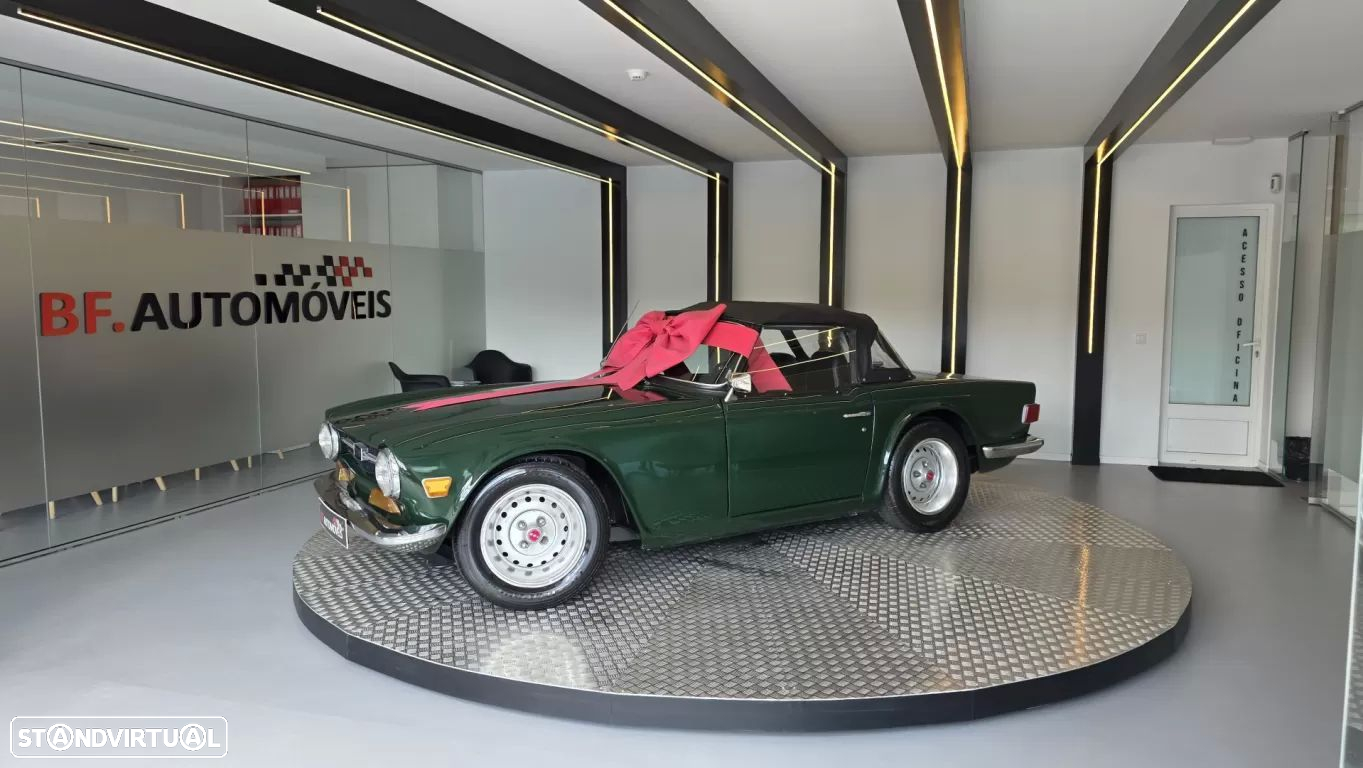 Triumph TR6 - 14