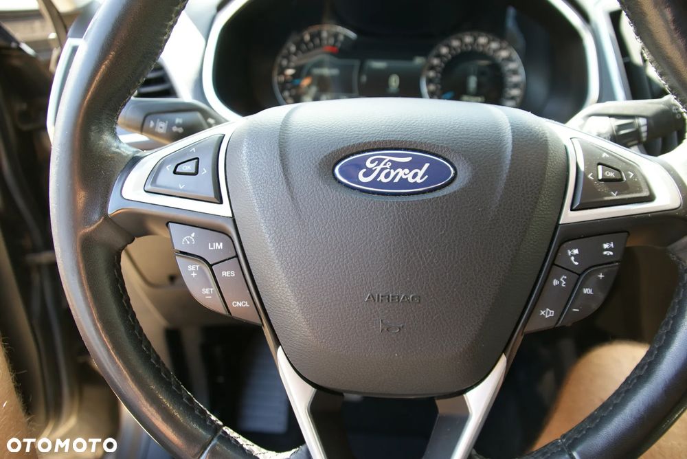 Ford S-Max - 23