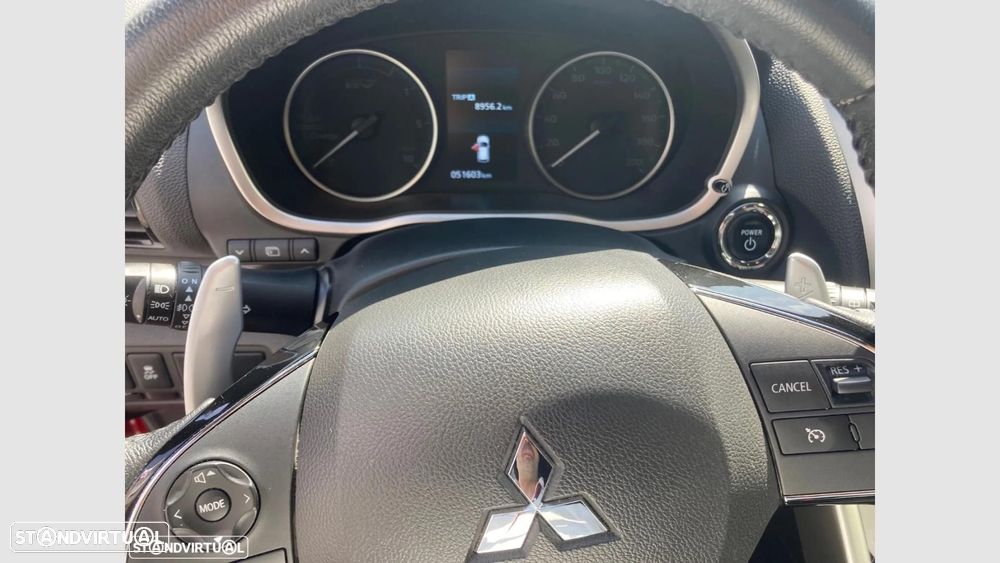 Mitsubishi Eclipse Cross 2.4 PHEV eMotion - 13