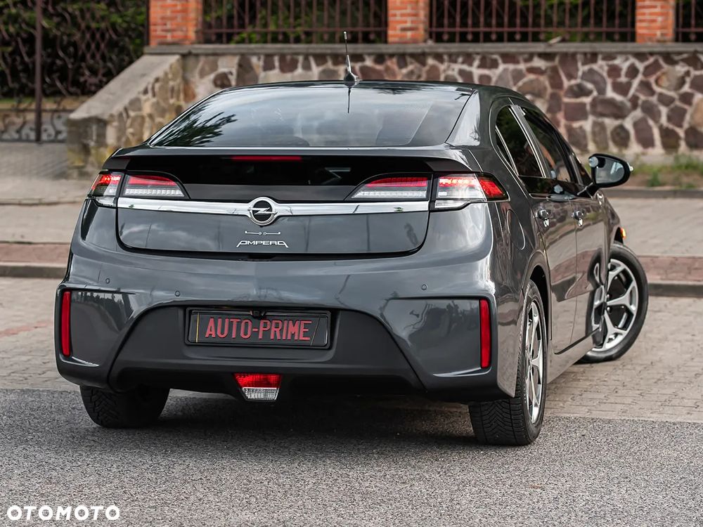 Opel Ampera - 12