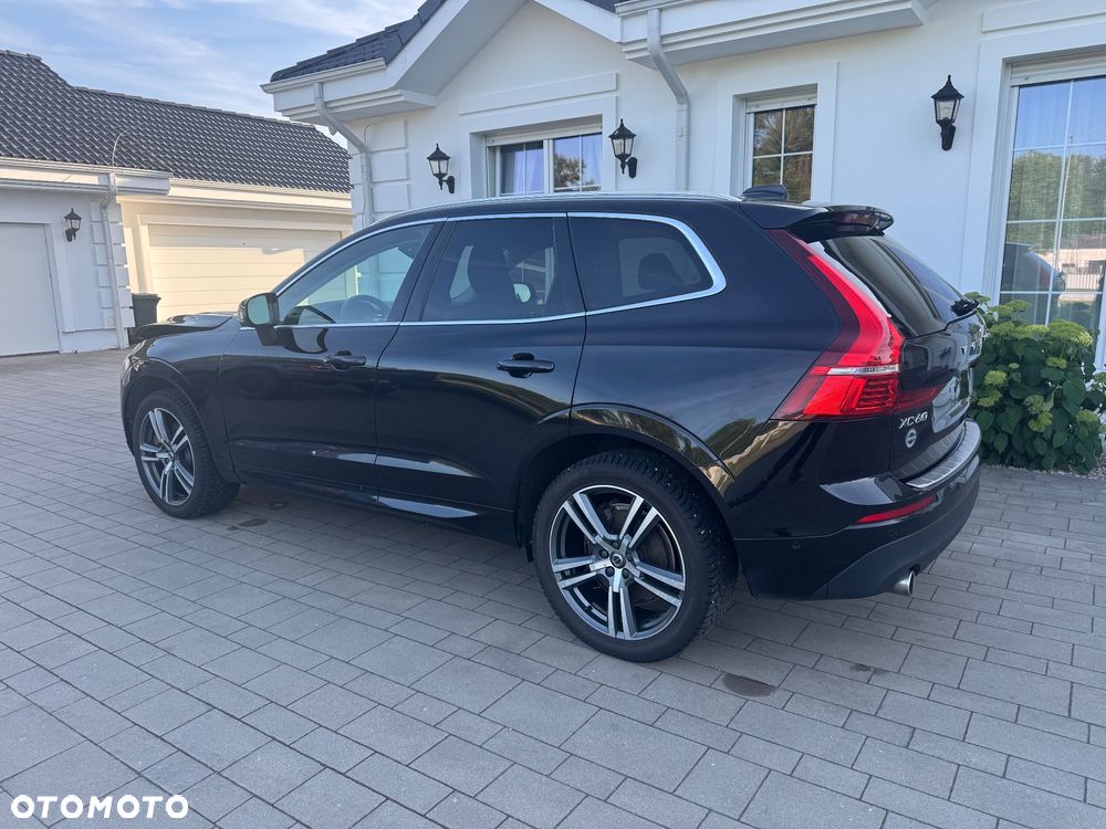 Volvo XC 60 T6 AWD Geartronic Momentum - 3