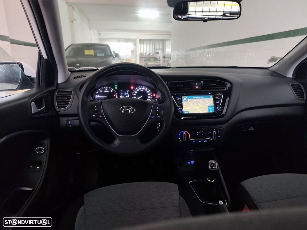Hyundai i20 1.1 CRDi Blue Access+Bluetooth+Comandos no Volante - 12