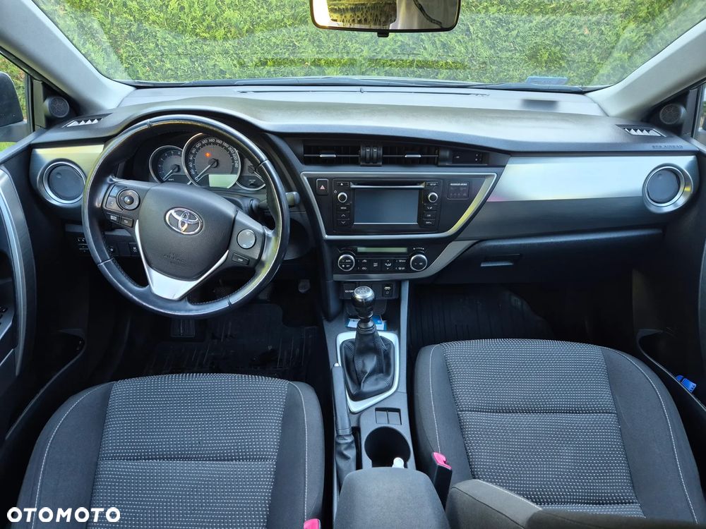 Toyota Auris 1.4 D-4D Life - 6