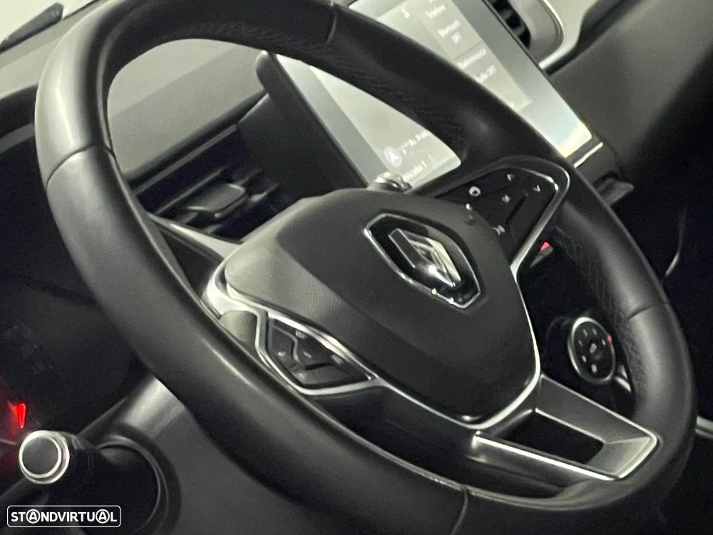 Renault Captur BLUE dCi 115 BUSINESS EDITION - 16