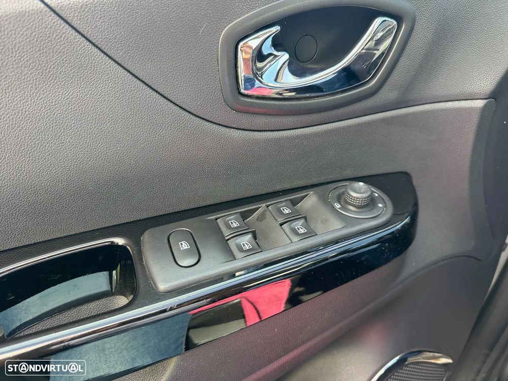 Renault Captur 1.5 dCi Exclusive - 8