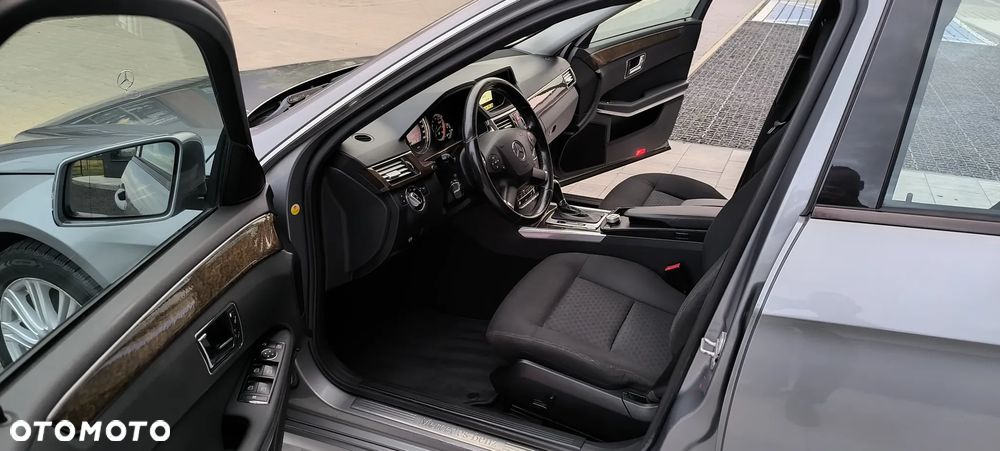 Mercedes-Benz Klasa E 200 Kompressor Automatik Elegance - 12