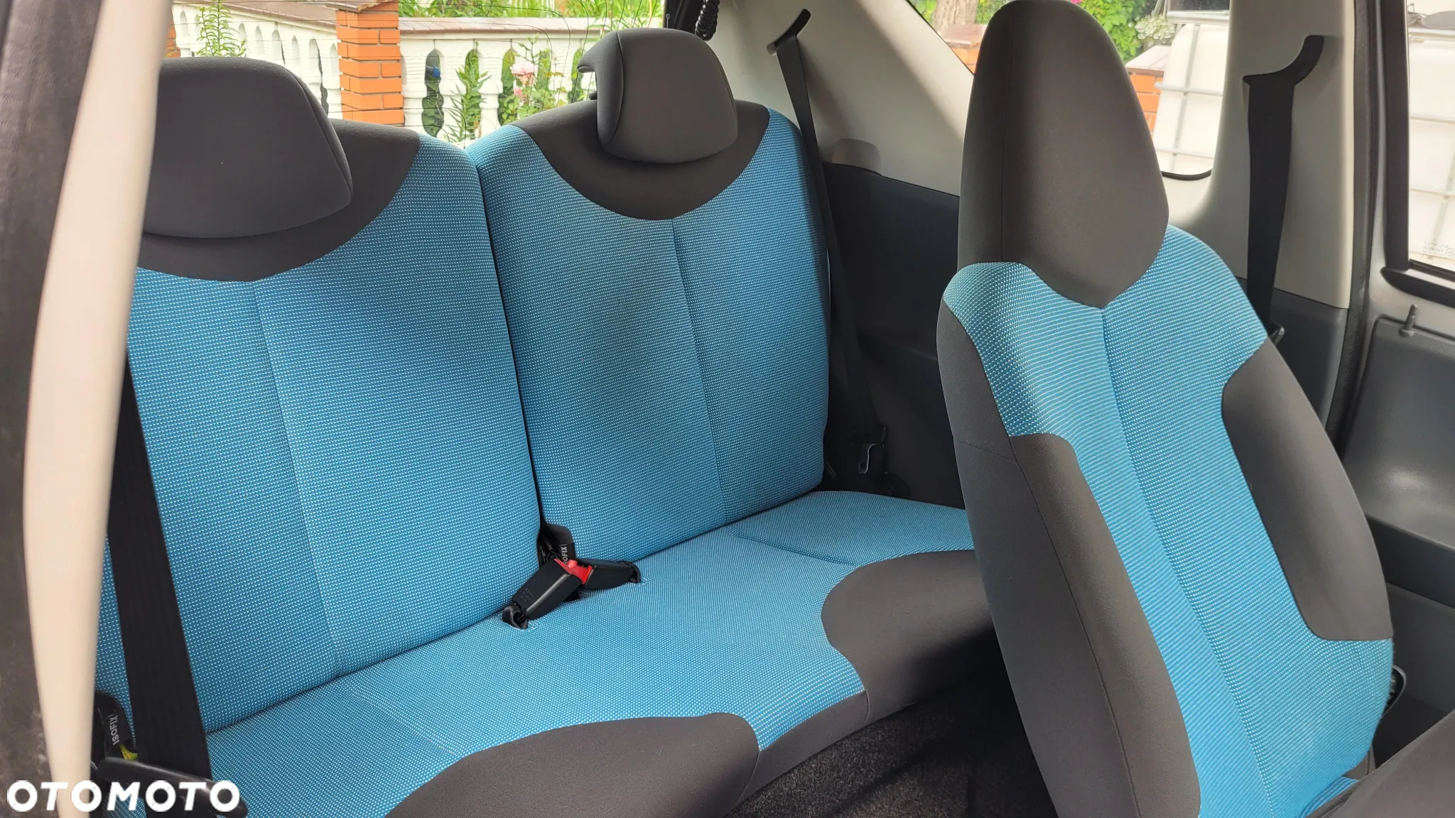 Peugeot 107 1.0 Happy Euro5 - 12