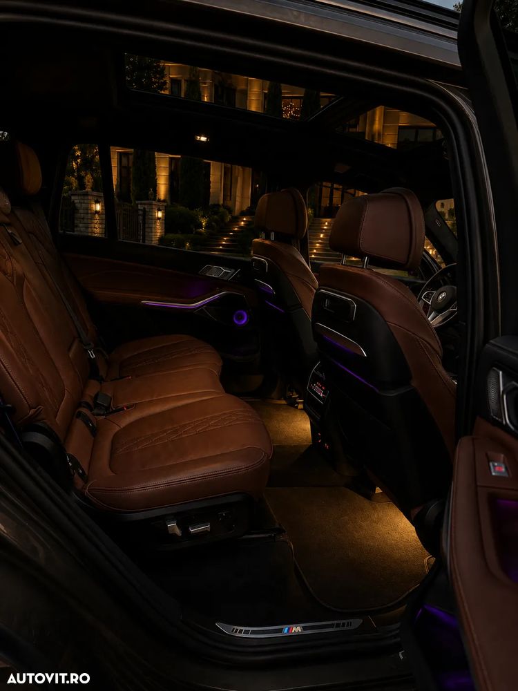 BMW X7 xDrive40d - 11