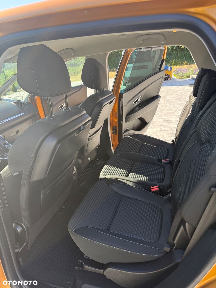 Renault Scenic - 12
