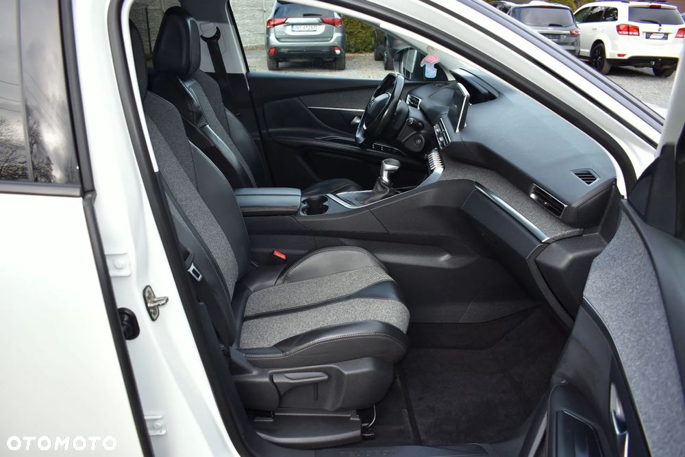 Peugeot 3008 HDi FAP 150 Allure - 34