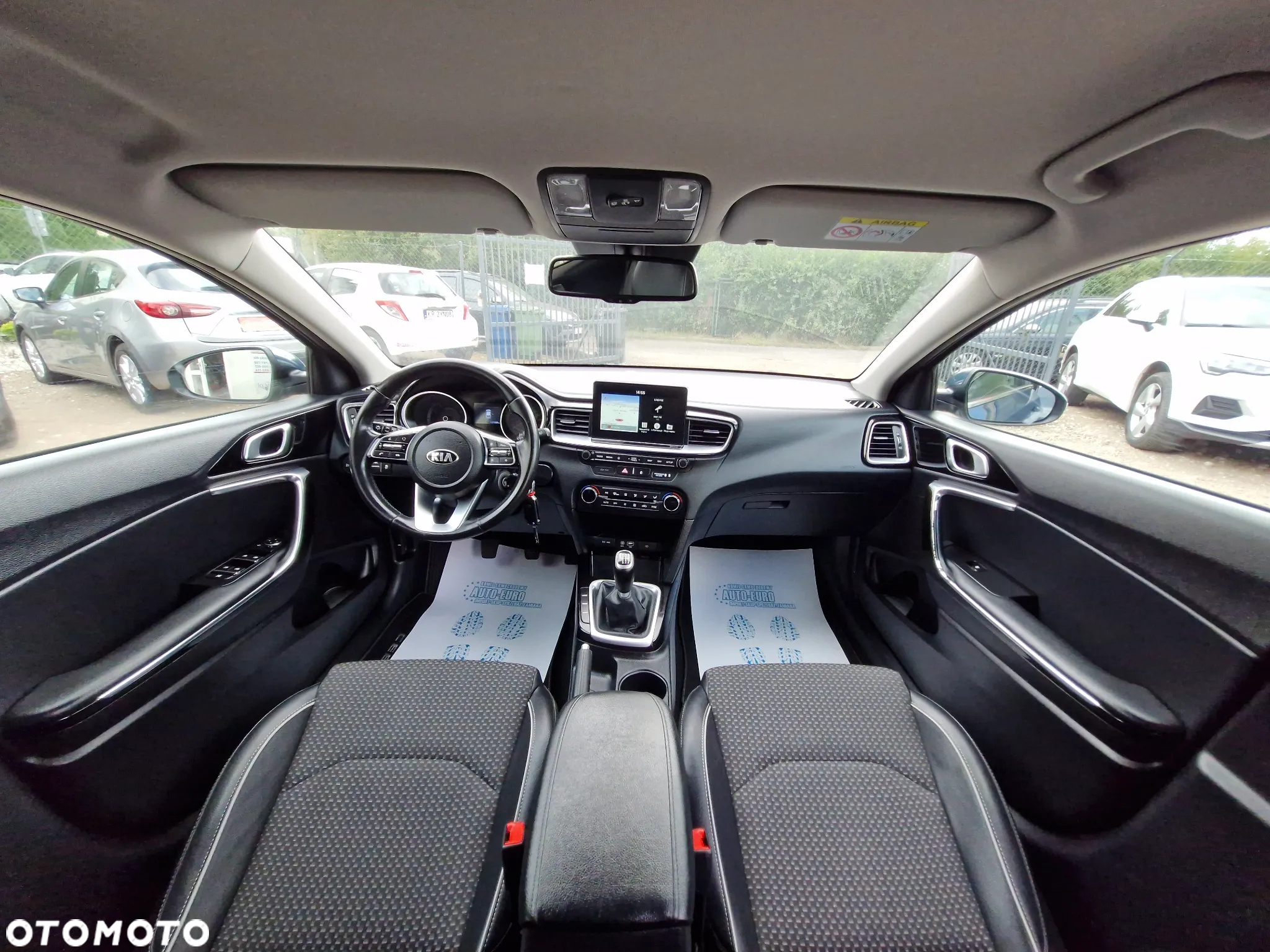 Kia Ceed - 22