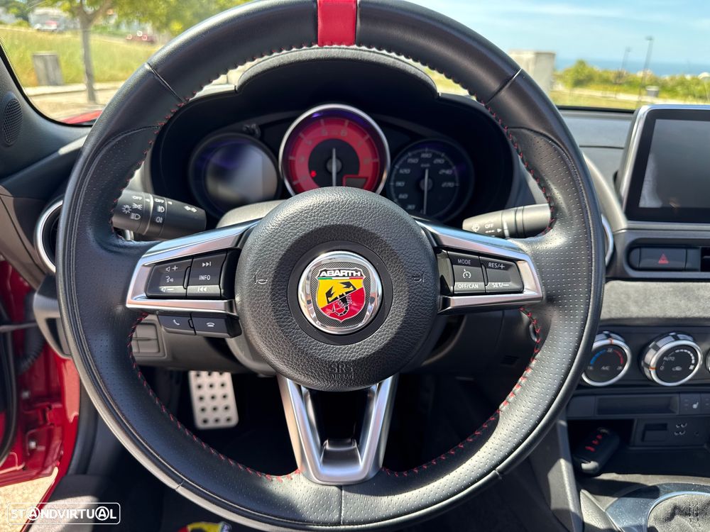 Abarth 124 Spider 1.4 MultiAir Turbo - 32