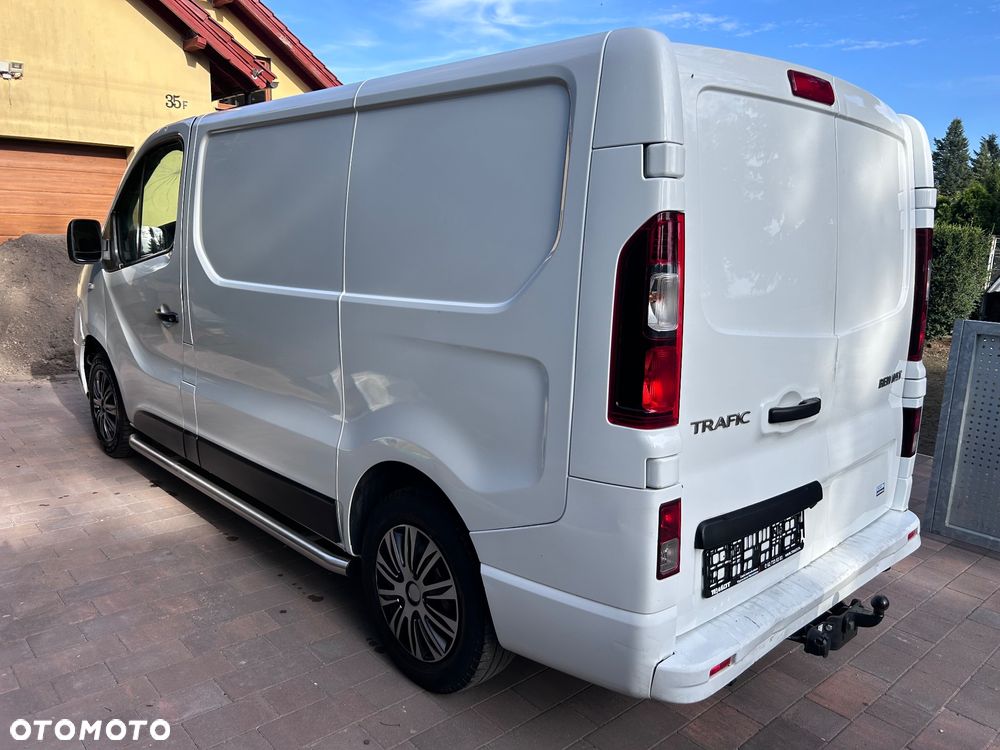 Renault Trafic - 15