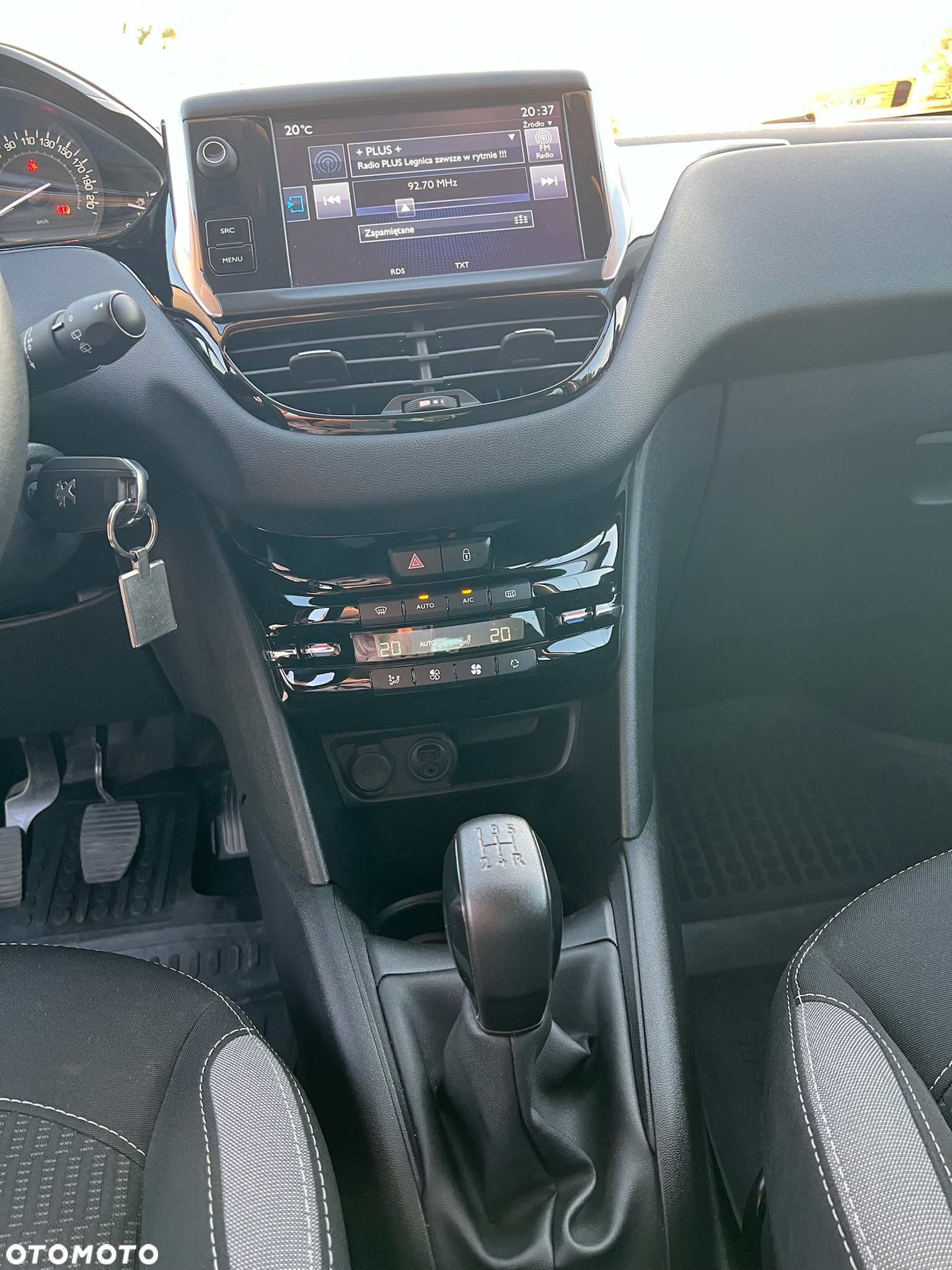 Peugeot 208 1.2 PureTech Active - 6