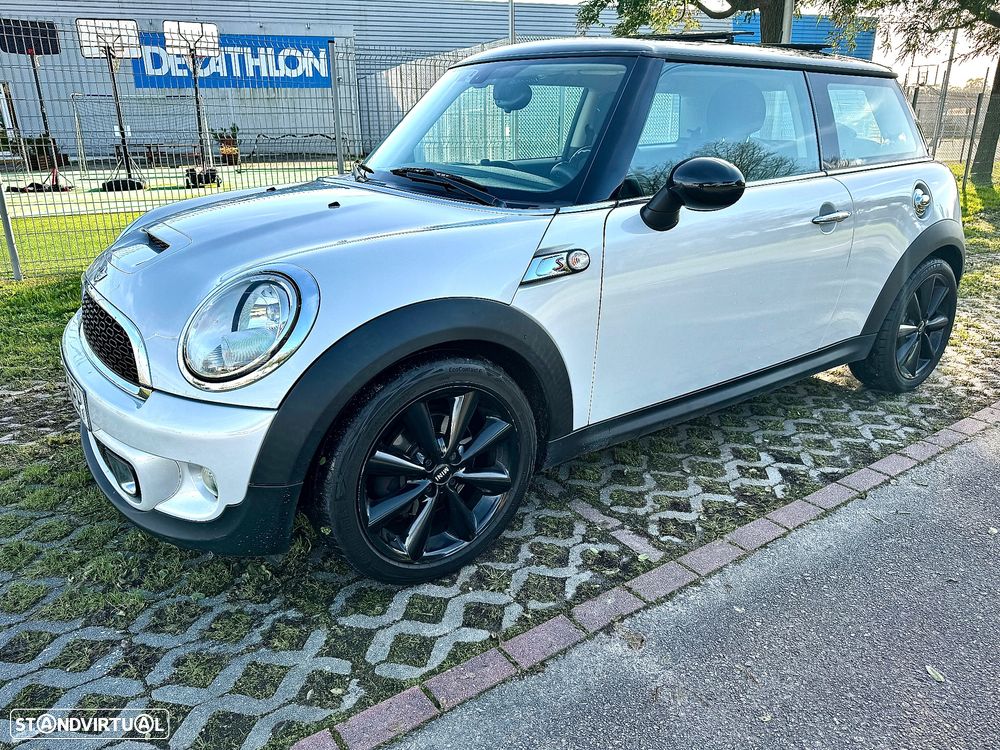 MINI 3 Portas Cooper SD - 1