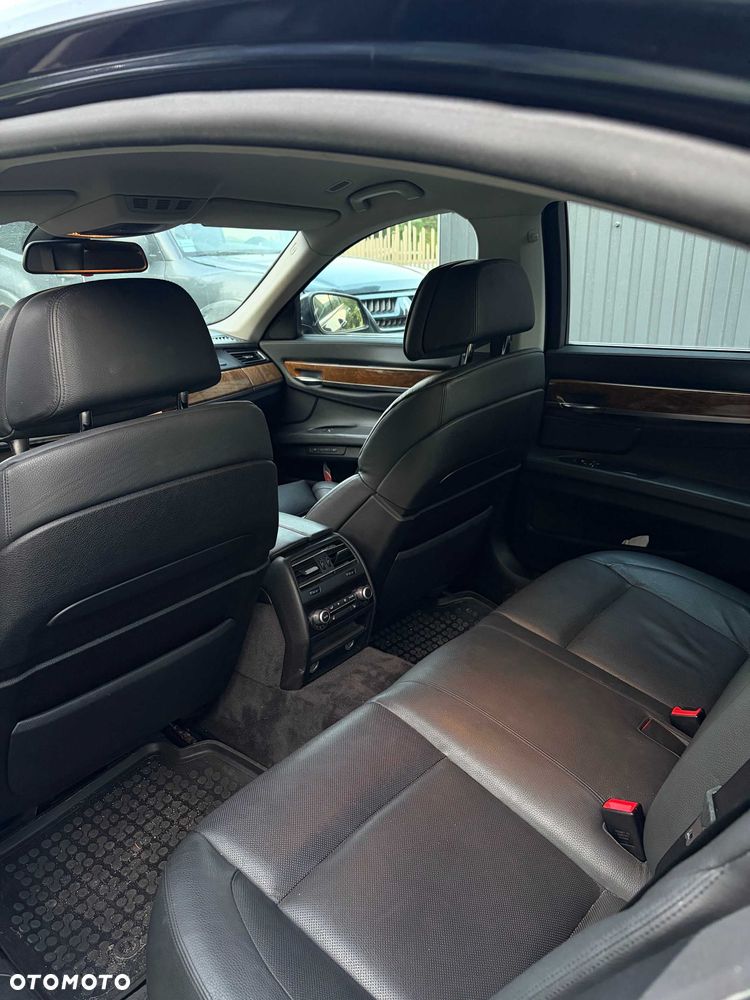 BMW Seria 7 - 4