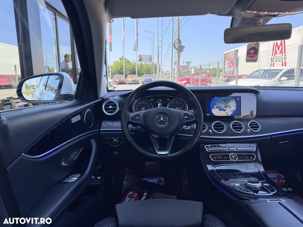 Mercedes-Benz E - 10