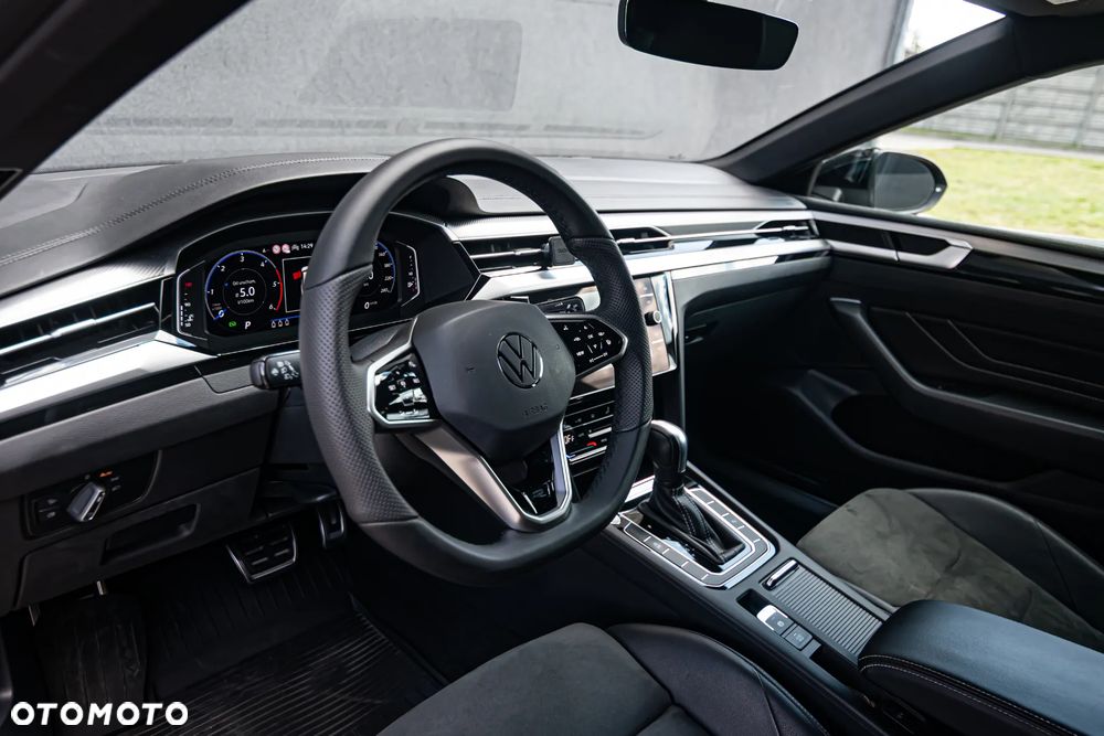 Volkswagen Arteon 2.0 TDI R-Line DSG - 17