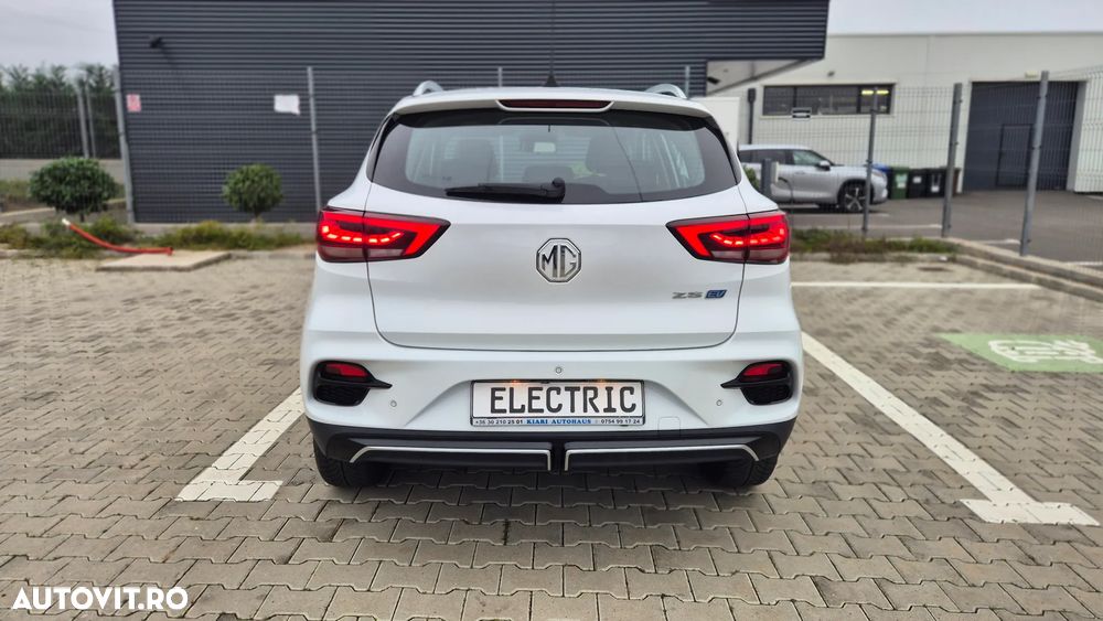 MG ZS EV Maximal Luxury - 37
