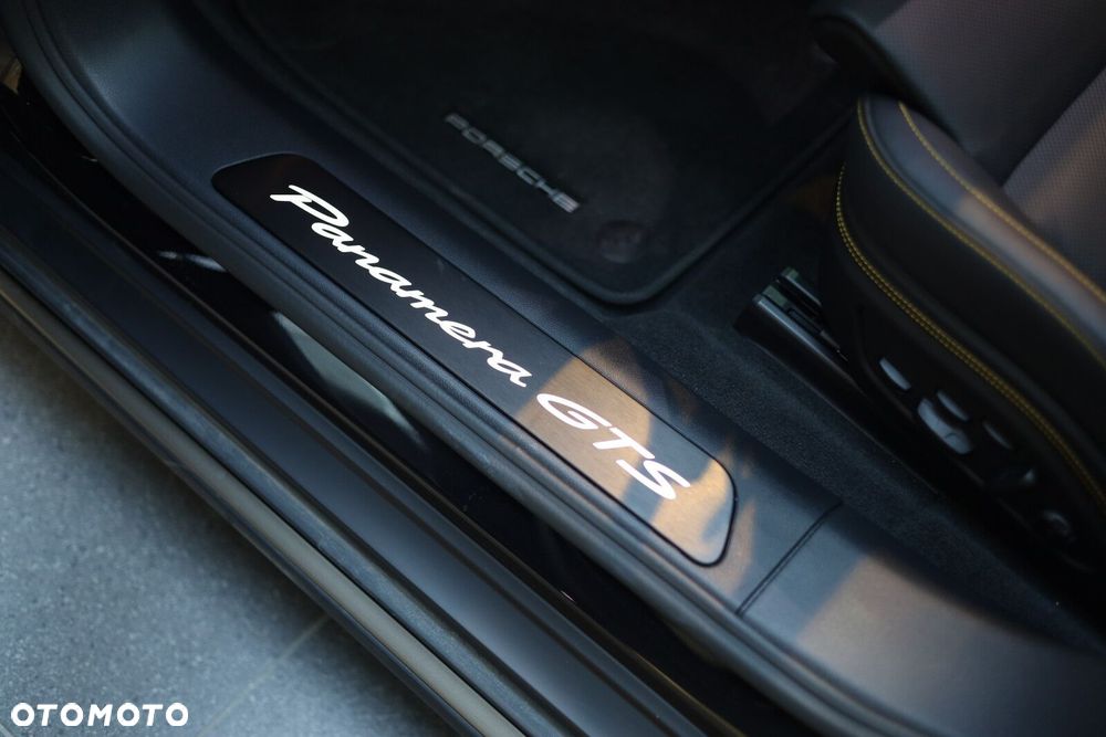 Porsche Panamera GTS - 20