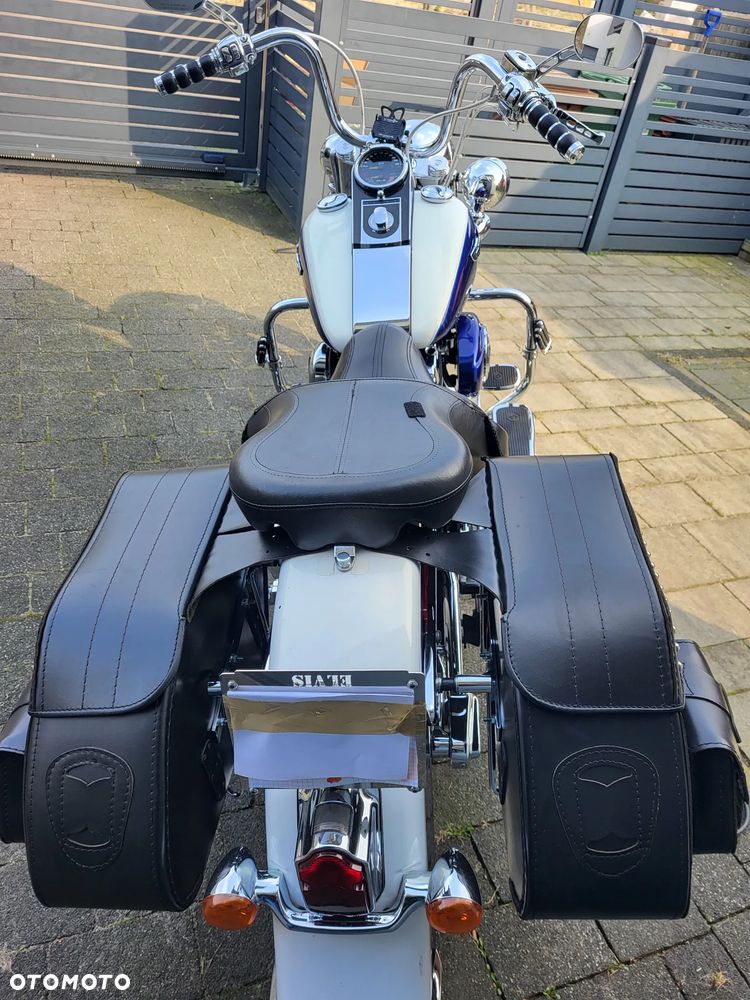 Harley-Davidson Softail Deluxe - 11