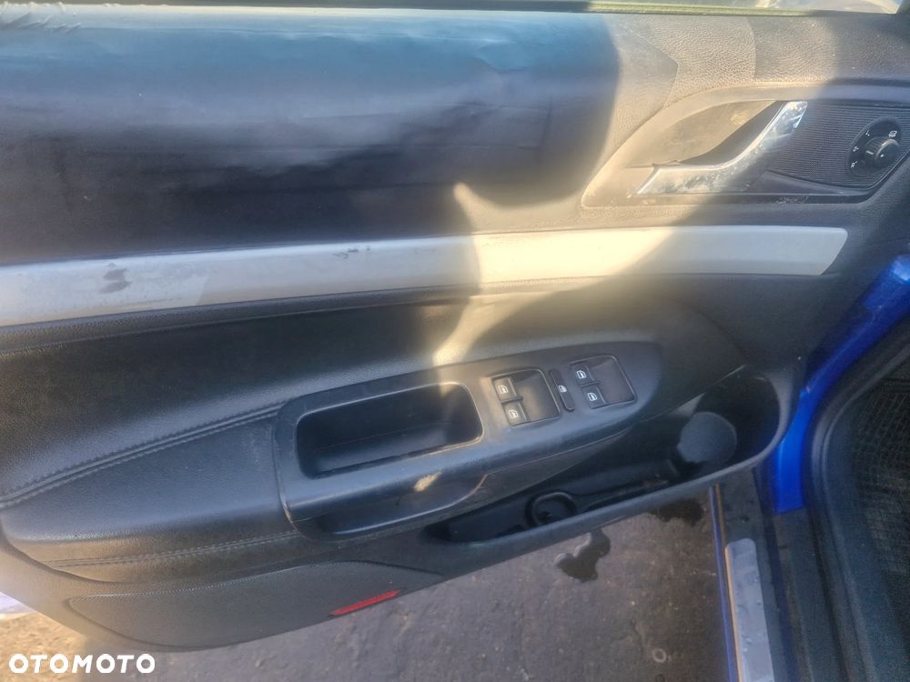 Skoda Octavia II RS (kombi): pojazd na części: maska, zderzak, drzwi, szyby, lusterka, chłodnica ... - 19