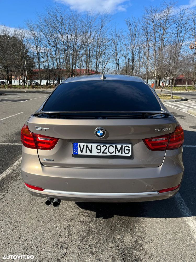 BMW Seria 3 328i xDrive Aut. Sport Line - 2