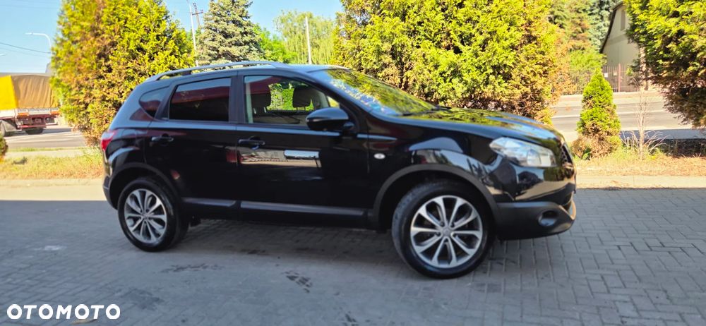 Nissan Qashqai 1.6 dCi 4 x 4 DPF Start/Stop tekna - 17