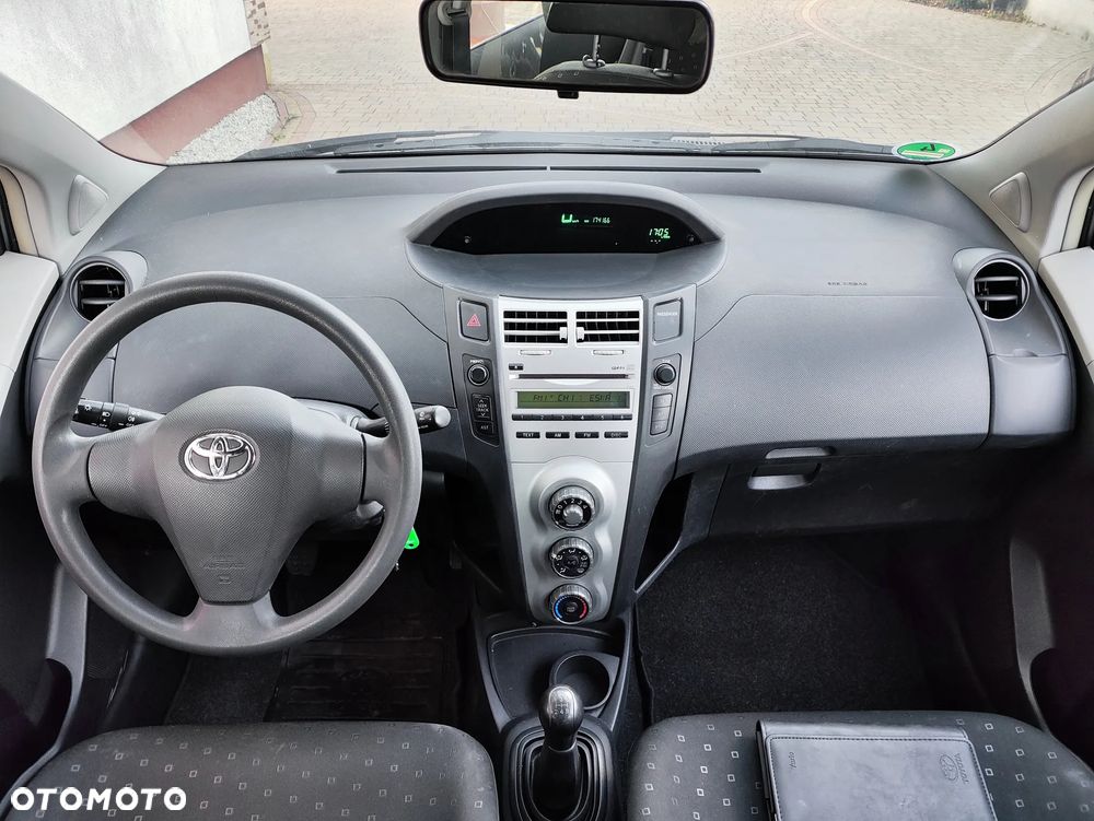 Toyota Yaris 1.0 VVT-i Sol - 6