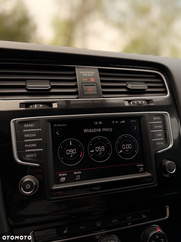 Volkswagen Golf - 12