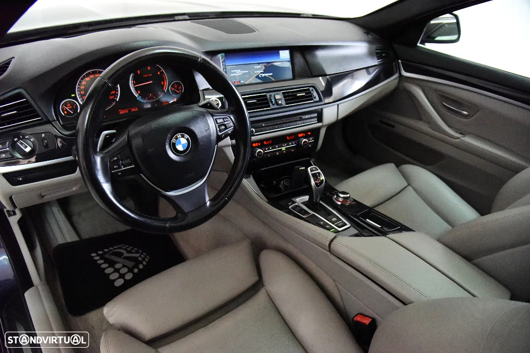 BMW 530 d xDrive Auto - 17