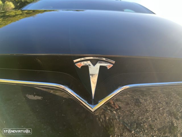 Tesla Model X Standard Range - 14