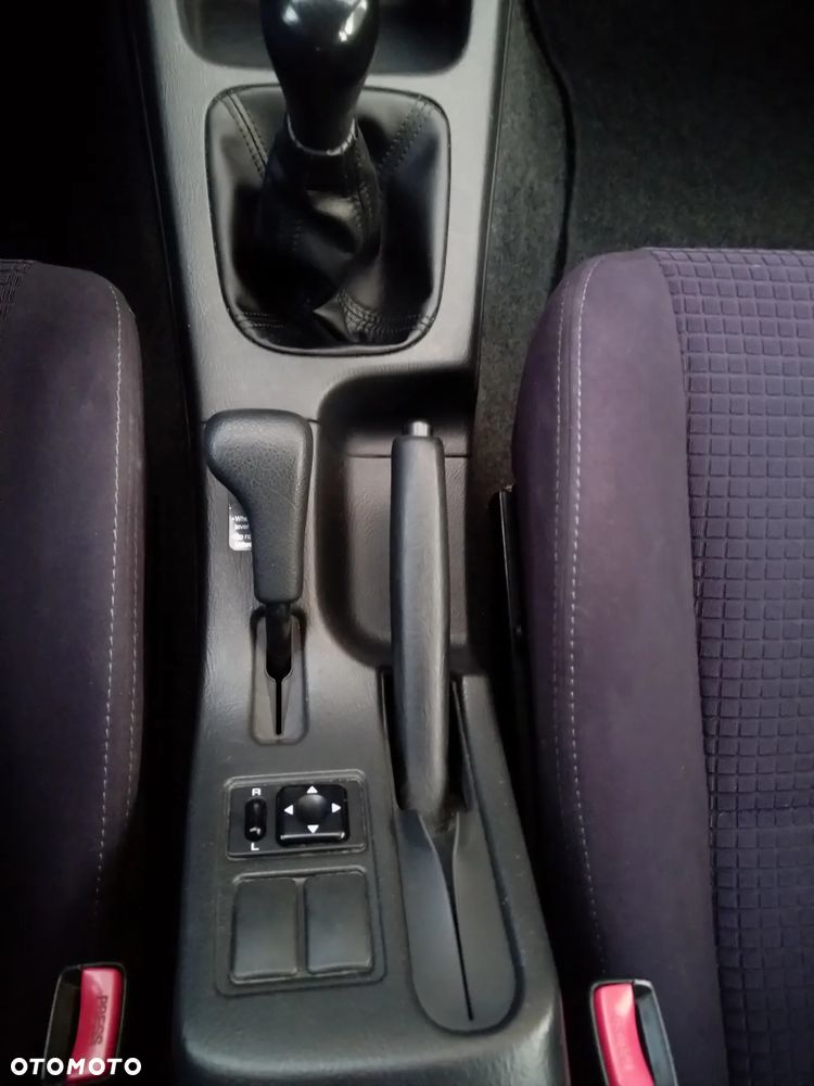 Subaru Impreza Kombi 1.6 TS - 8