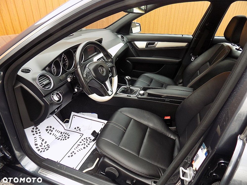 Mercedes-Benz Klasa C 200 CDI DPF (BlueEFFICIENCY) - 5