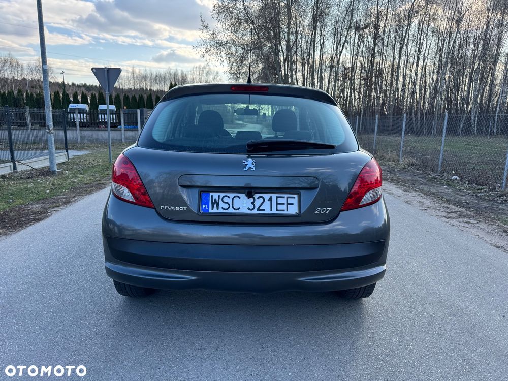 Peugeot 207 1.4 HDi Presence - 6