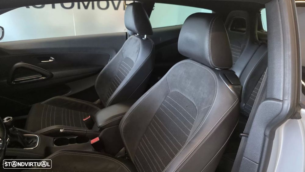 VW Scirocco 2.0 TDI Sport - 43
