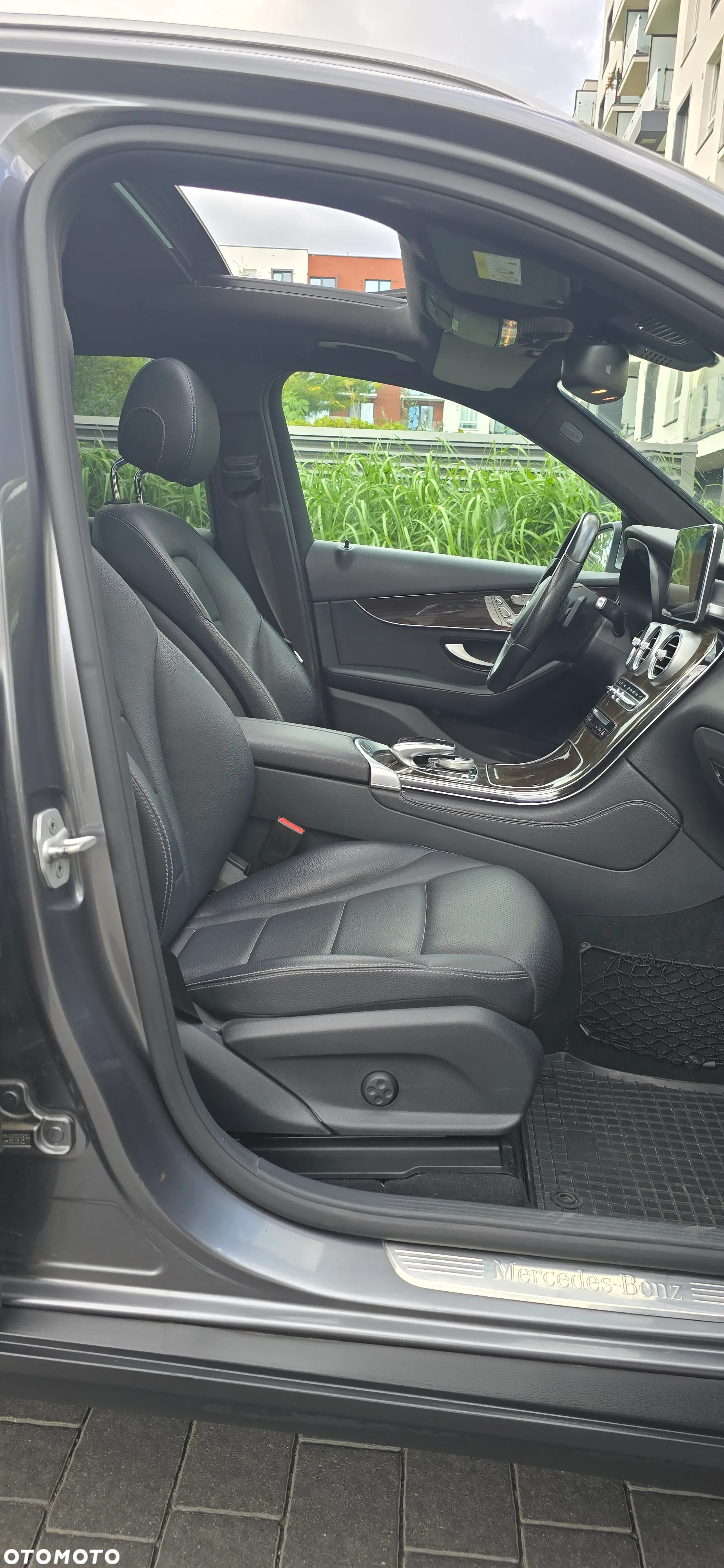 Mercedes-Benz GLC - 19