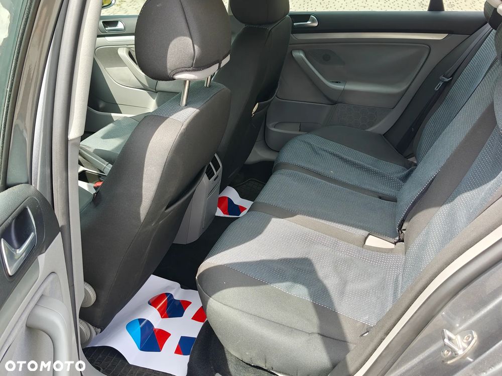 Volkswagen Jetta 2.0 FSI Comfortline - 8