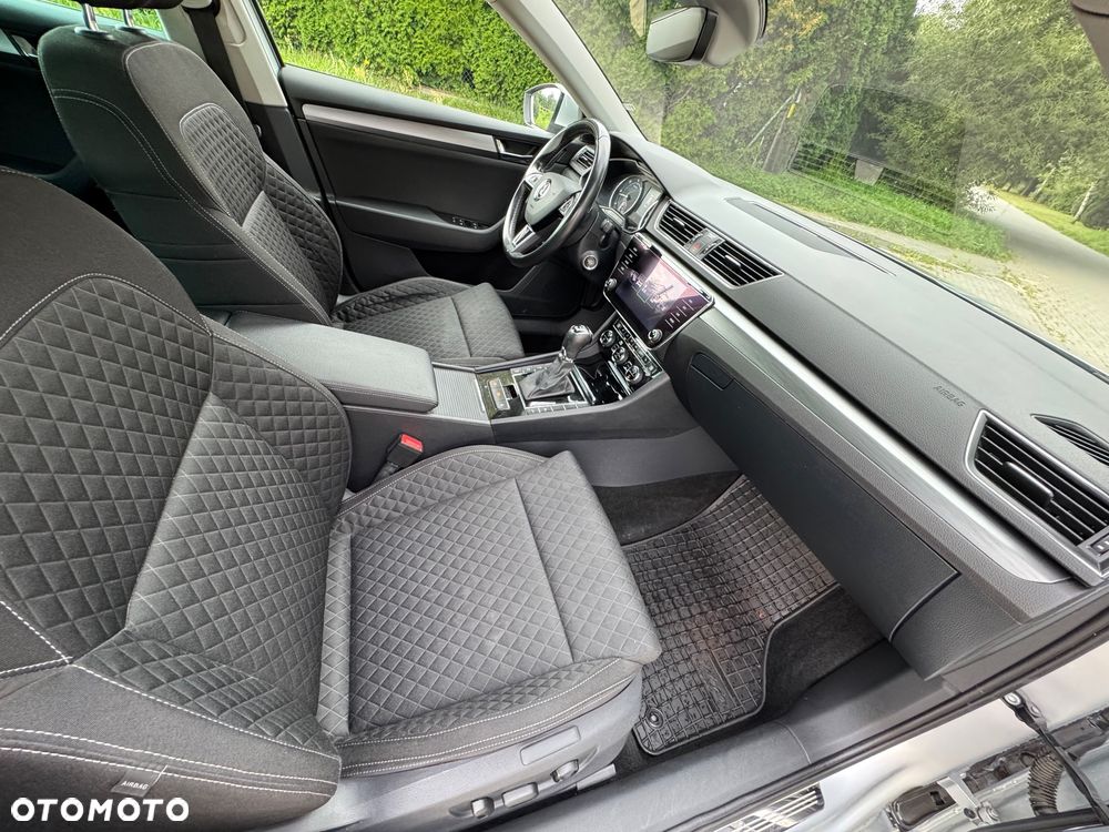 Skoda Superb 2.0 TDI Style DSG - 18