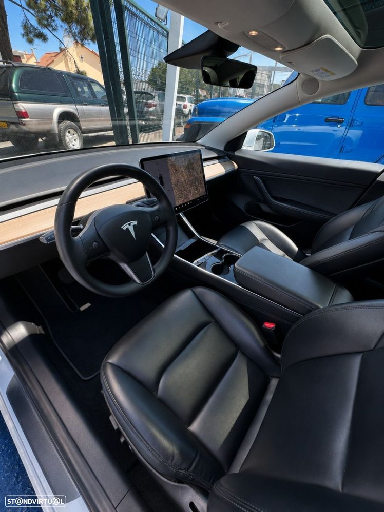 Tesla Model 3 Performance Dual Motor AWD - 11