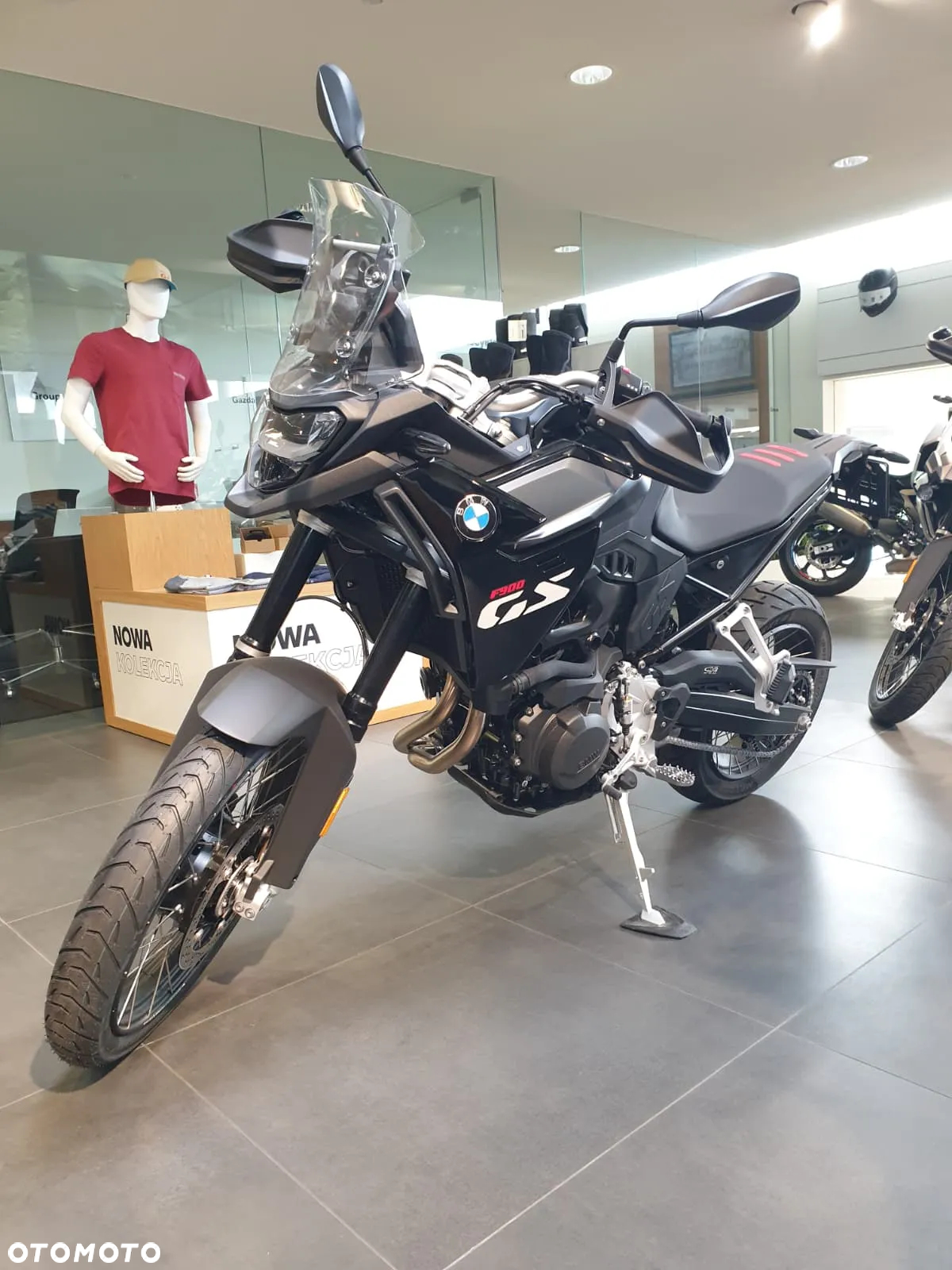 BMW F