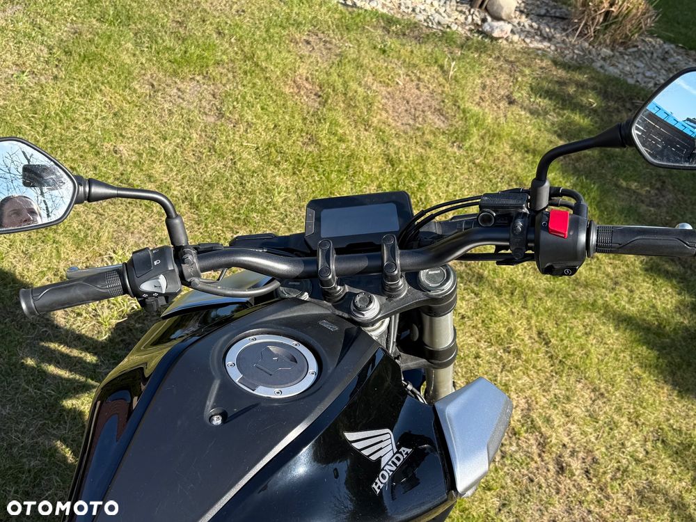 Honda CBF - 9