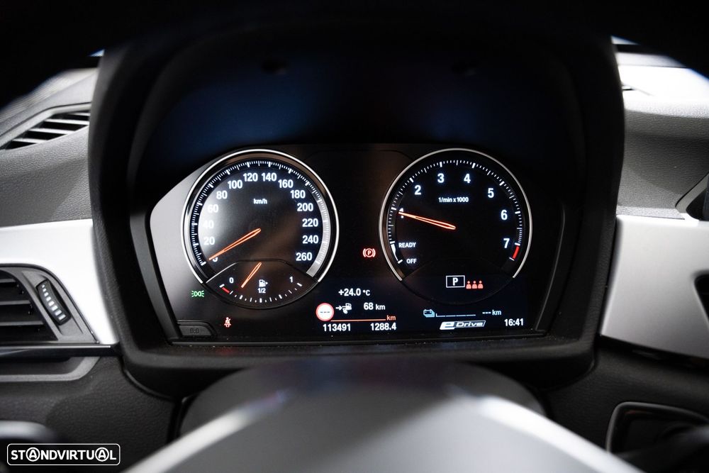 BMW X1 25 e xDrive Corporate Edition - 30