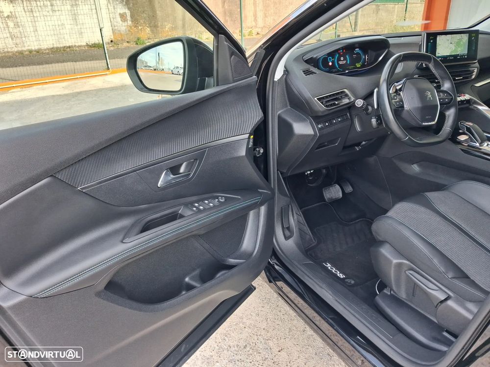 Peugeot 3008 225 e-EAT8 Allure Pack - 10