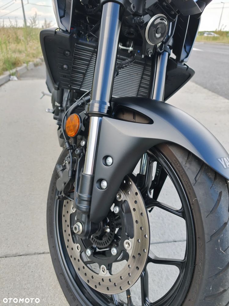 Yamaha MT - 17