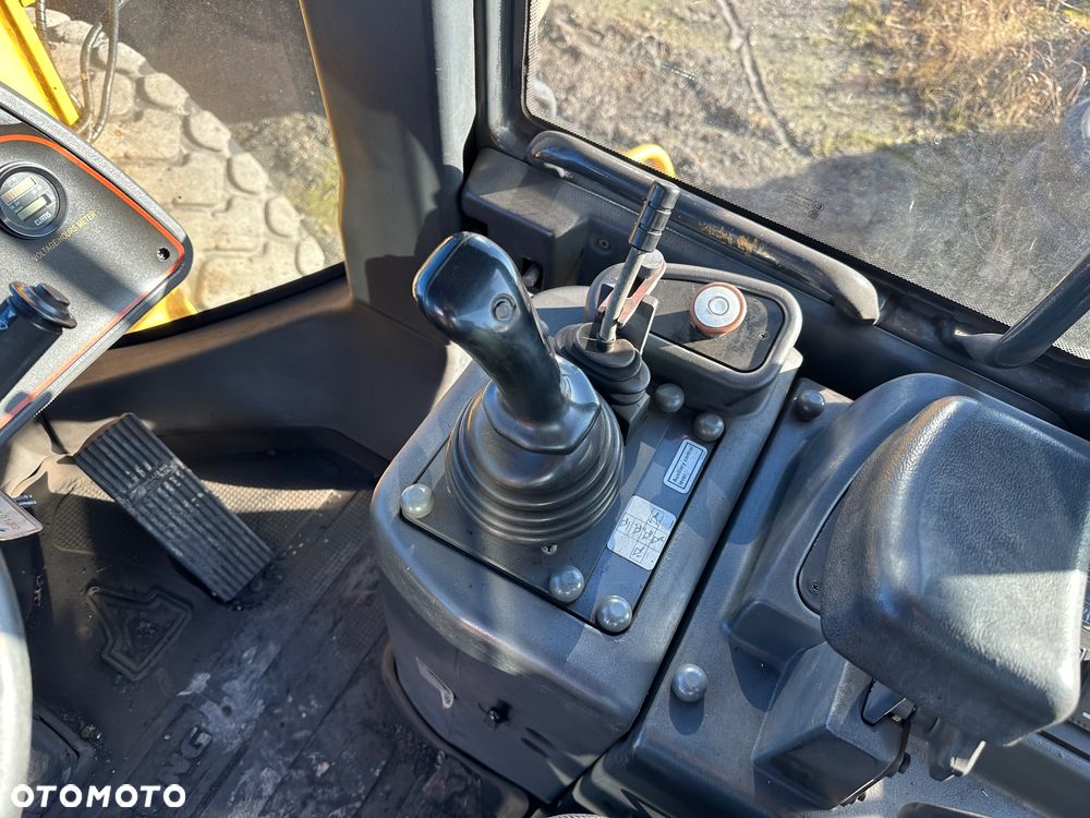 Liu Gong CLG862 lll Cat Liebherr JCB - 19