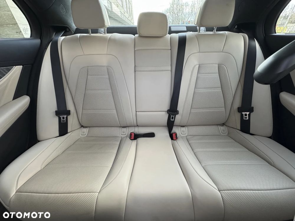 Mercedes-Benz Klasa E - 3